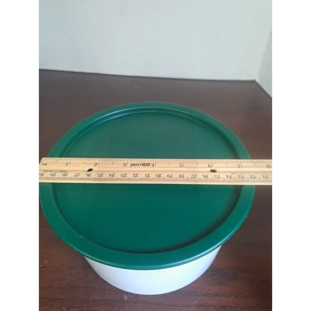 Vtg Tupperware Onetouch Cannister White With Hunter Green Lid 2710A-1
